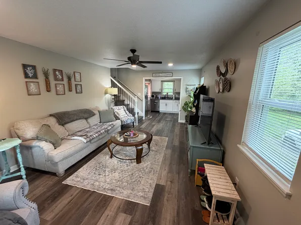 11508 W 56th St, Shawnee, KS 66203