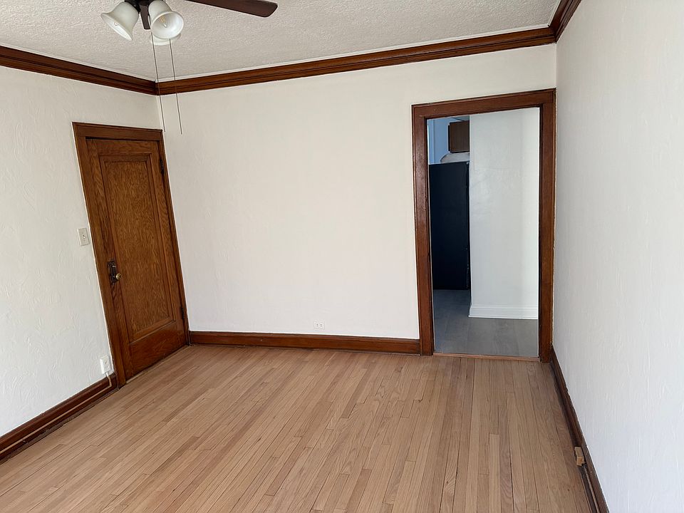 1st image of 5148 W Parker Ave