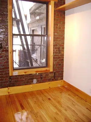 Rented by City Connections Realty | media 14