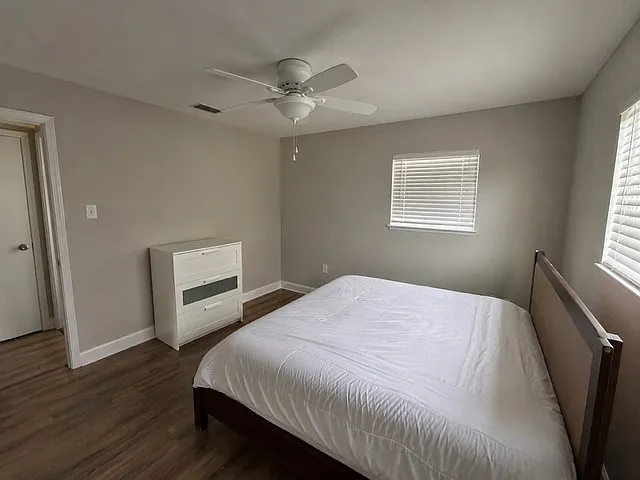 2 bed, $1,975 — Photo 2