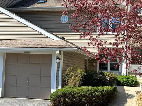 211 Nottingham Ct #211, Glen Mills, PA 19342