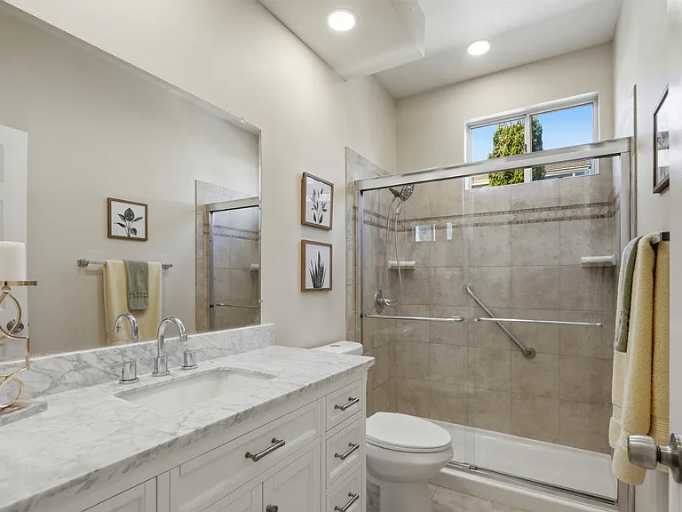 1290 Notting Hill Dr — Photo 18