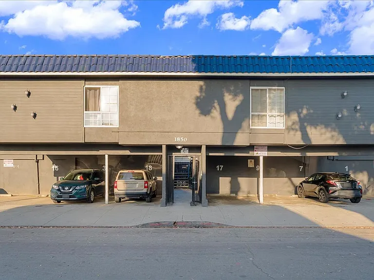 1850 Gardenia Ave #5 — Photo 12