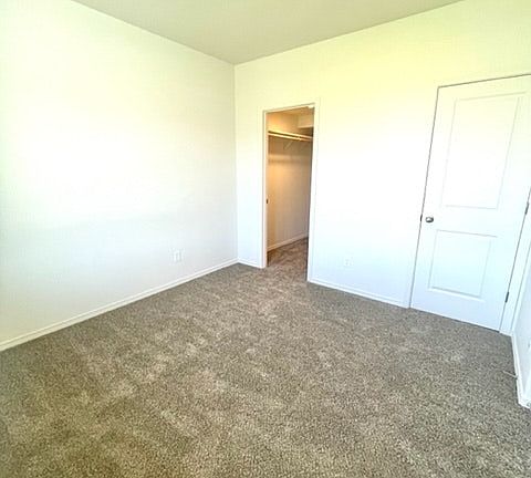 4th image of 730 Hooper Dr