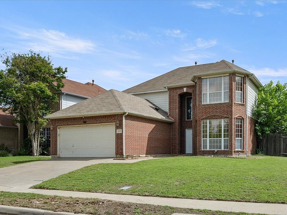 1st image of 4805 Parkmount Dr