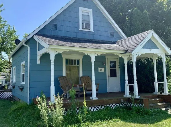 209 W North St, Upland, IN 46989