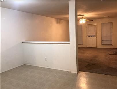 4th image of 101 S 1st St
