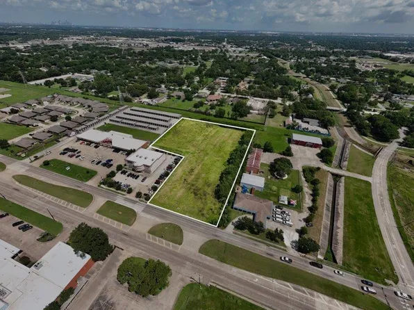 0 Fairmont Pkwy, Pasadena, TX 77504