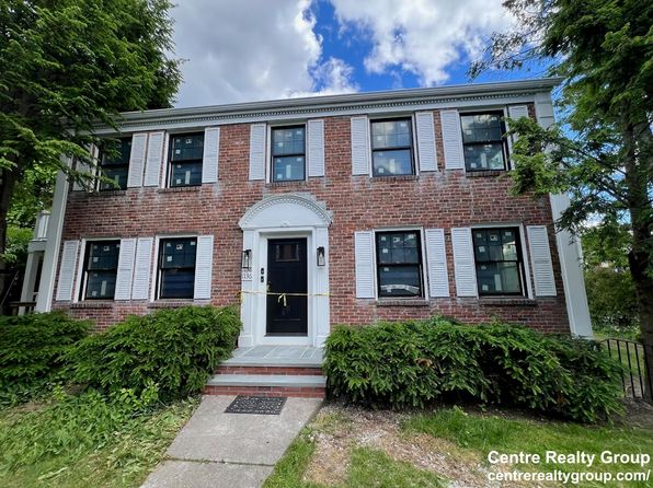 1138 Walnut St