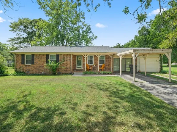 1200 Park Dr, Cookeville, TN 38501