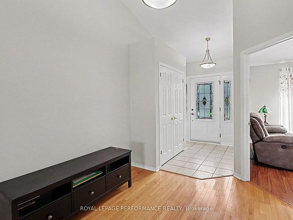3rd image of 2110 Ricardo St