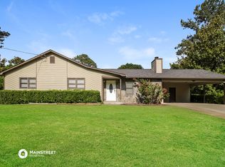 5071 Hubert Dr, Powder Springs, GA 30127