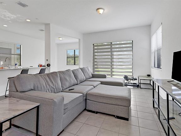 5th image of 5504 Agostino Way