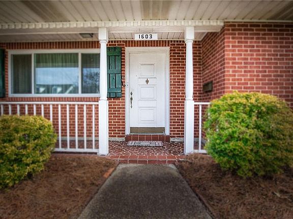 2nd image of 1603 Calder St