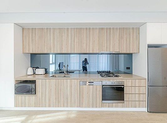 2nd image of 424 Bergen St #2