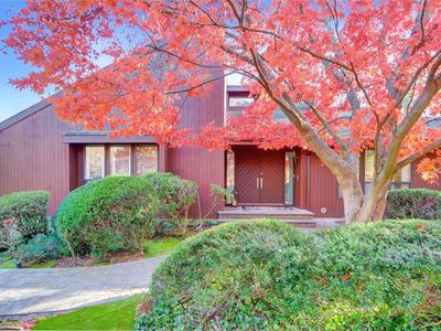 22 Candlewood Path, Dix Hills, NY, 11746