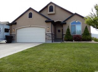 1521 N 2400 W, Clinton, UT 84015