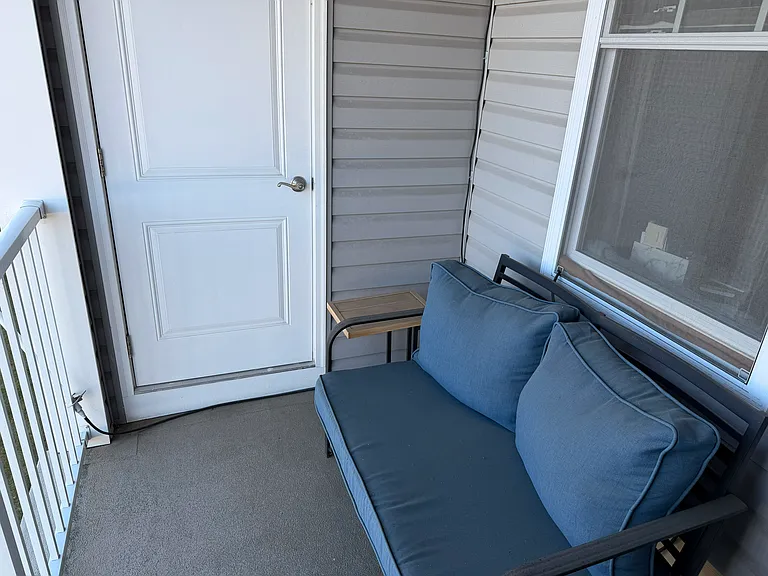 43 Elston Ct #303 — Photo 9