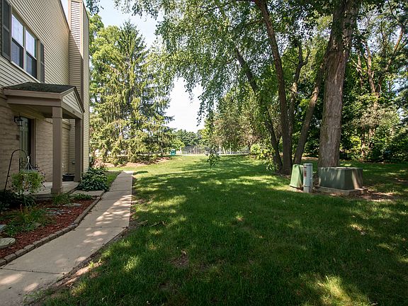 4th image of 3007 Forest Creek Ct