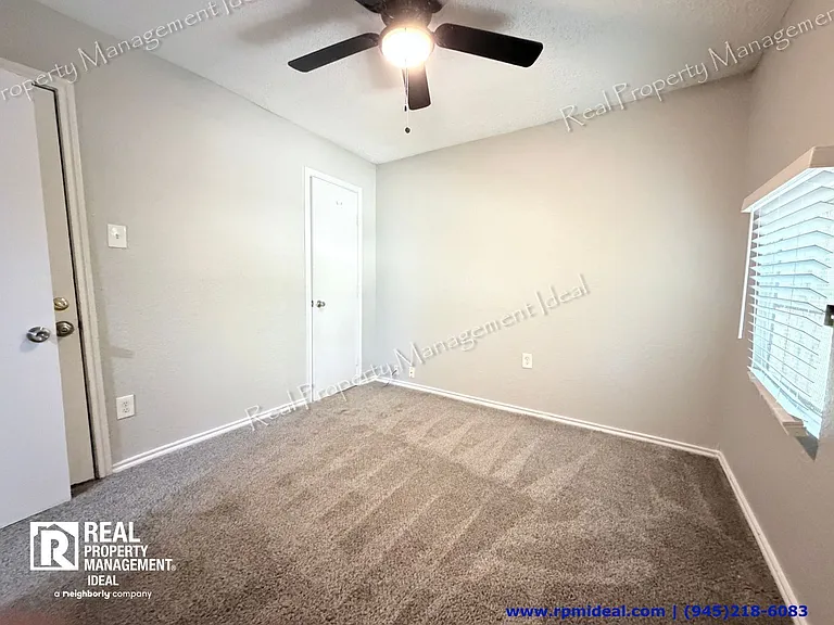 619 Midvale Dr — Photo 23