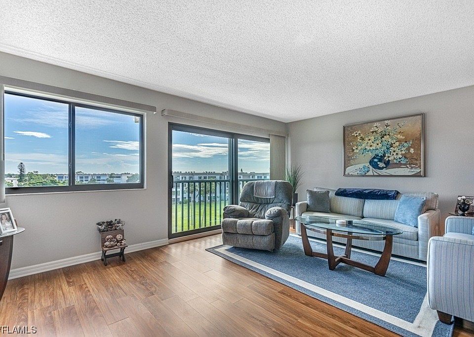 1st image of 7406 Lake Breeze Dr APT 513