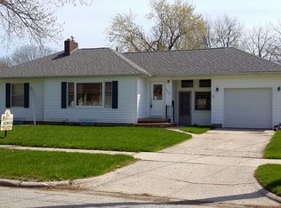 1623 S Jackson St, Bay City, MI 48708