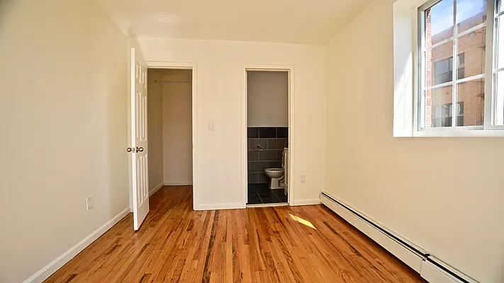 Rented by Bizzarro Agency | media 14