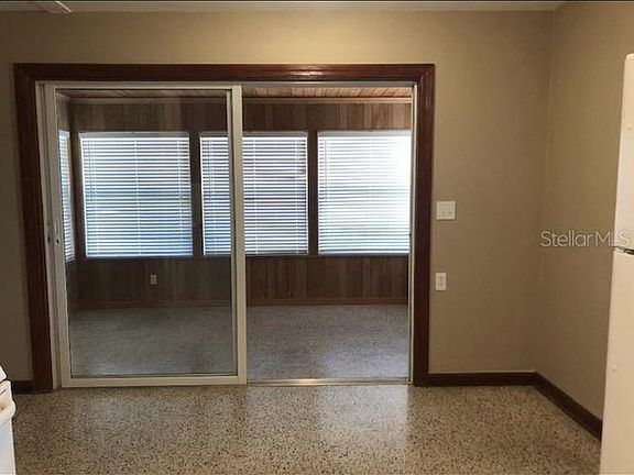 4th image of 837 Cypress Ave