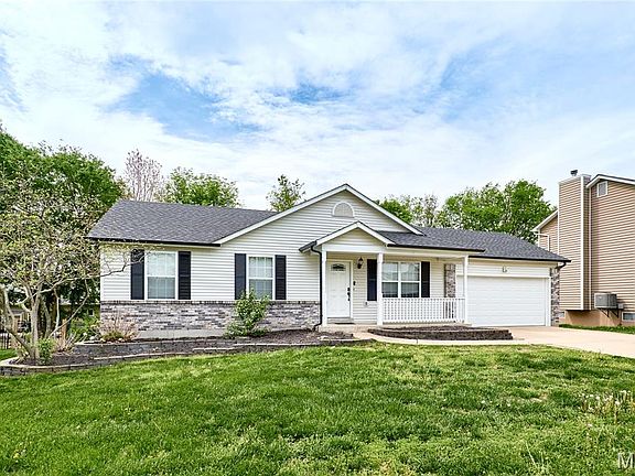 2nd image of 206 Cherrywood Parc Dr