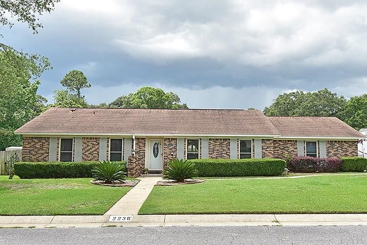 1st image of 2238 Country Place Cir