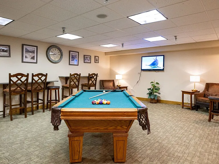 Building's Lounge