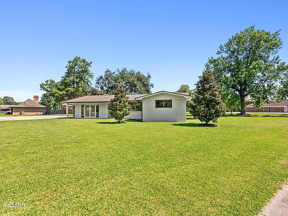 4th image of 109 Monticello Dr