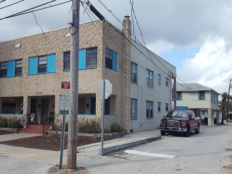 1st image of 709 Ora St