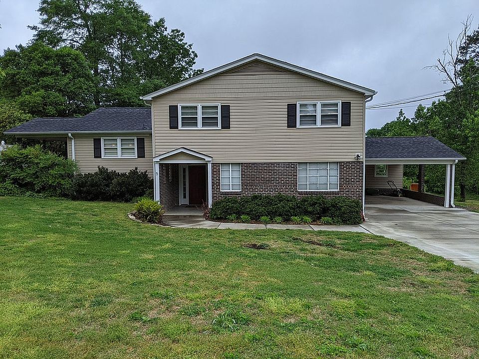1st image of 5 Timberlake Dr