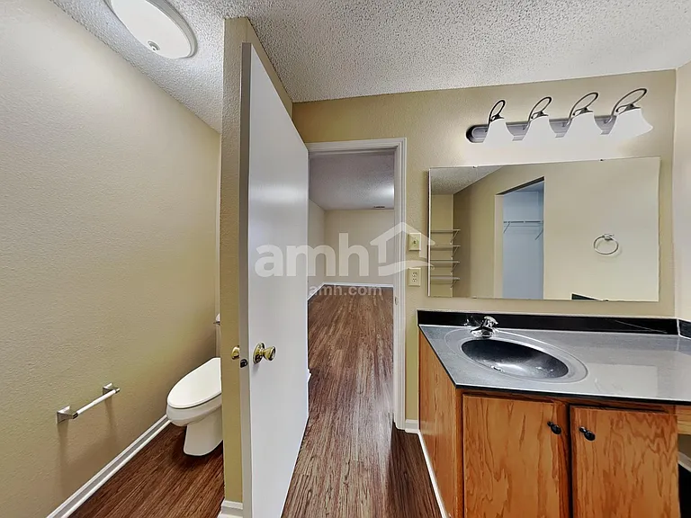 6904 Eagle Crossing Blvd — Photo 14