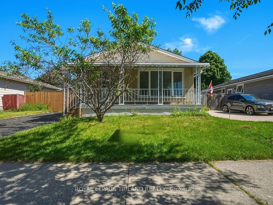 1st image of 77 Renny Cres