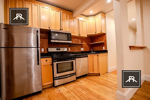 67 Babcock St #1 Photo 1