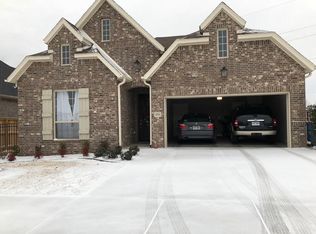 4504 SW Lilly St, Bentonville, AR 72713