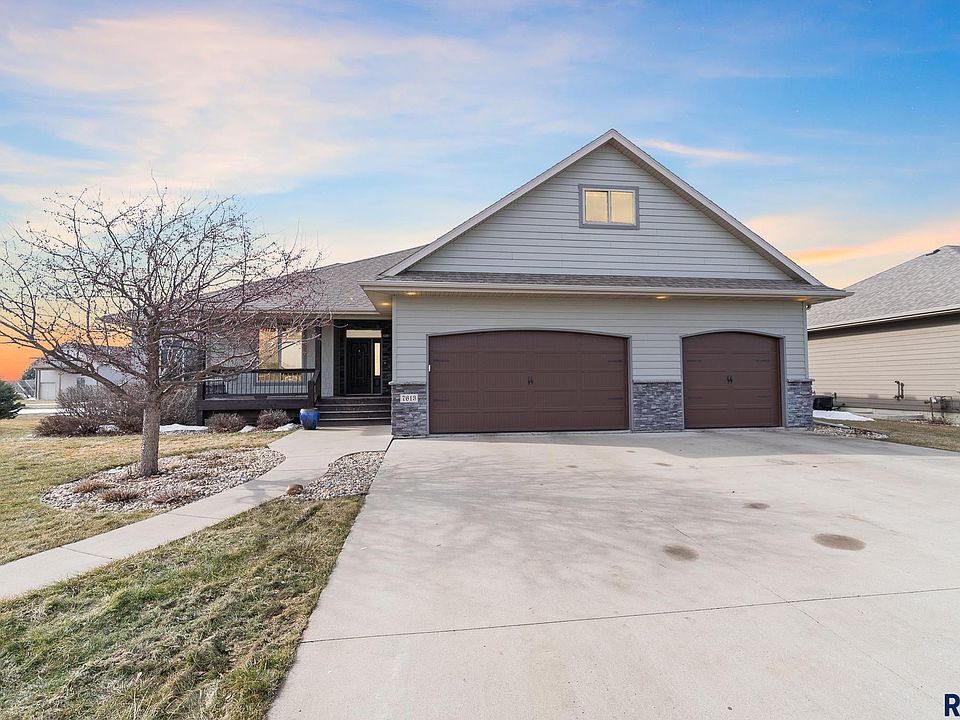 2900 W Brandy Wine St, Sioux Falls, SD 57108, MLS #22401921