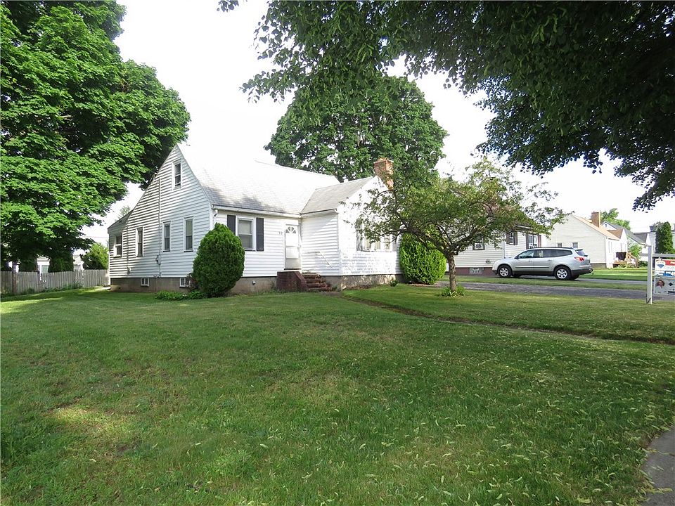 52 Cabot Rd, Rochester, NY 14626 Zillow