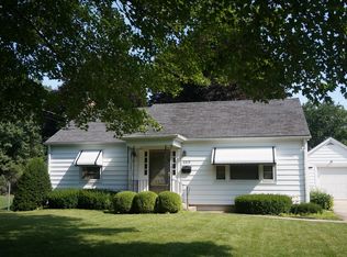 1317 Ford St, Geneva, IL 60134