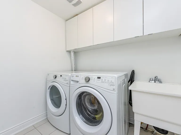 1145 Ossington Ave — Photo 19
