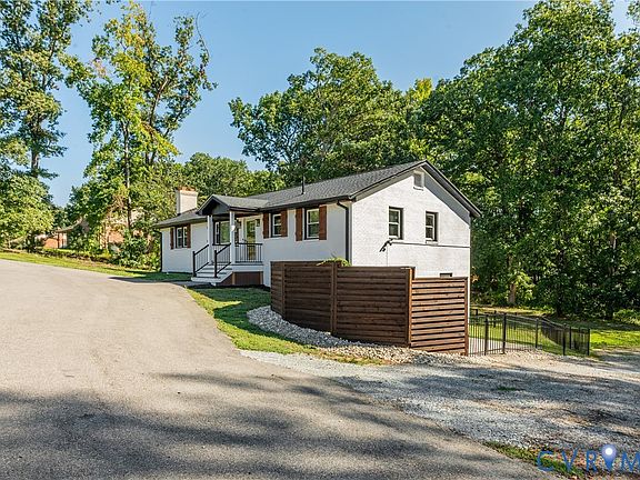 3rd image of 2119 Otterdale Rd