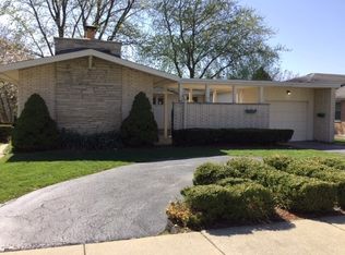 15656 Kimbark Ave, South Holland, IL