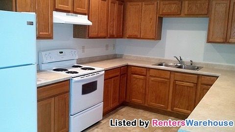 3rd image of 1405 1st St NE APT B