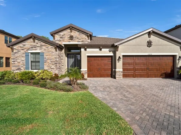 13235 Wildflower Meadow Dr, Riverview, FL 33579