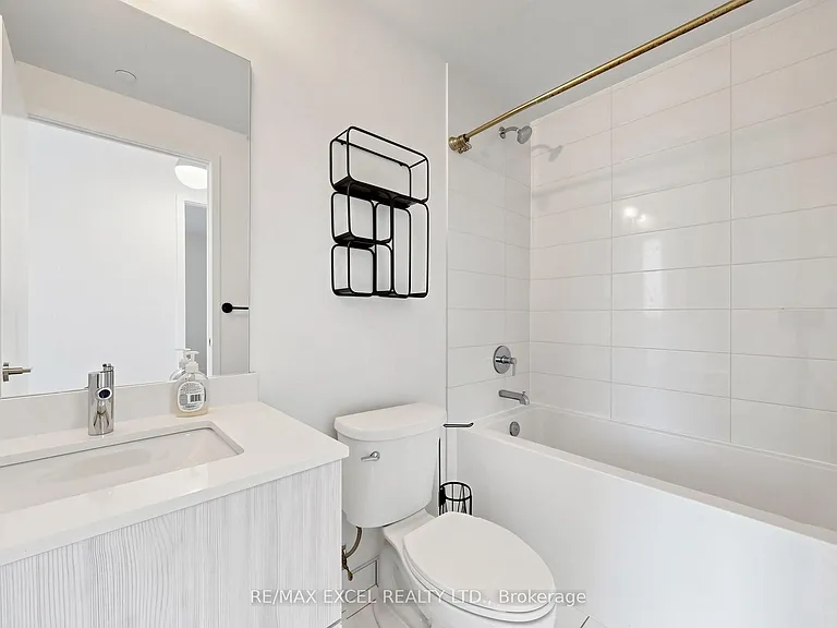 6 David Eyer Rd #602 — Photo 31