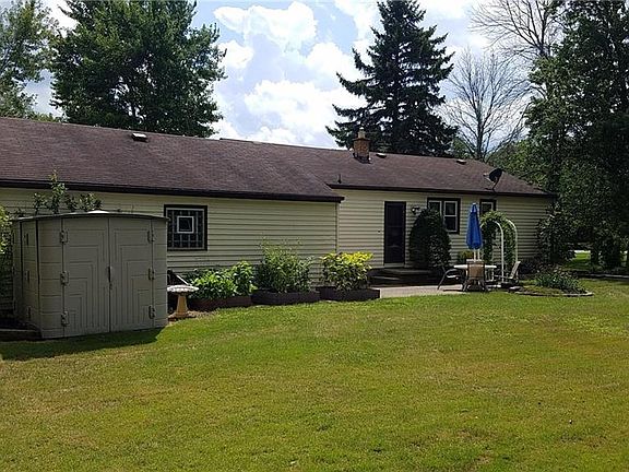 5th image of 2929 Walck Dr