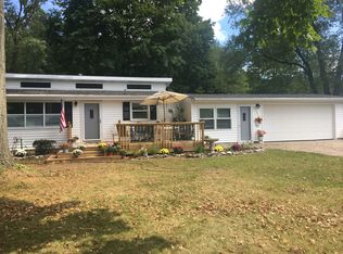 52050 Laurel Rd, South Bend, IN 46637