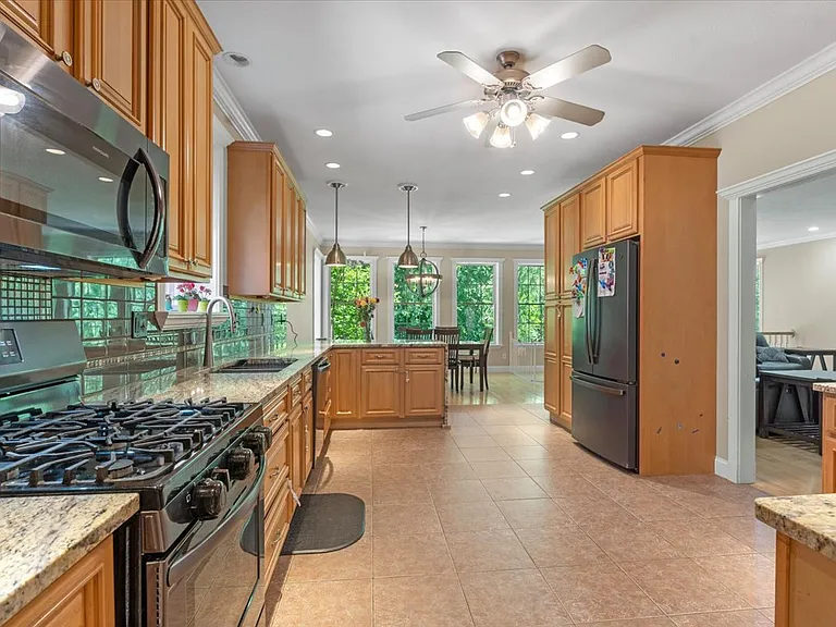2320 Chatham Rd #1 — Photo 14